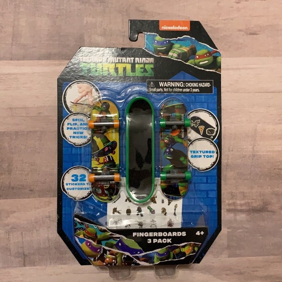 TMNT Fingerboard Toy Set - 3 Pc Bundle - Picture 1 of 3